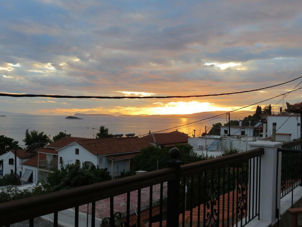 Ocean View Apartment Neo Klima Luaran gambar