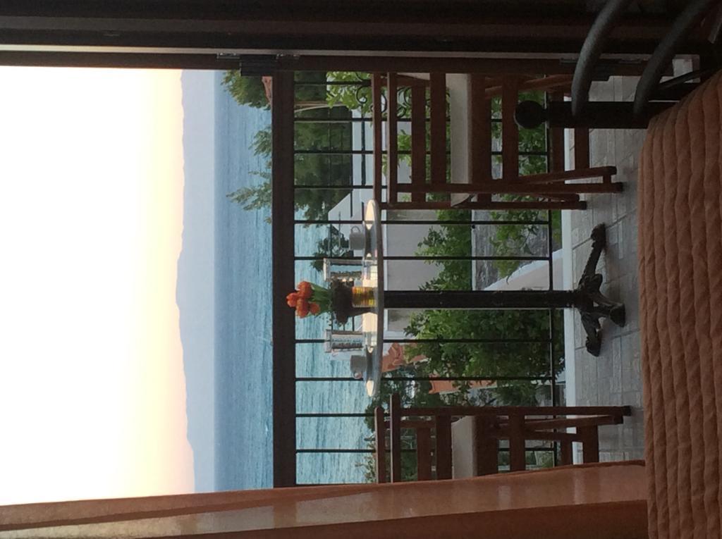 Ocean View Apartment Neo Klima Luaran gambar